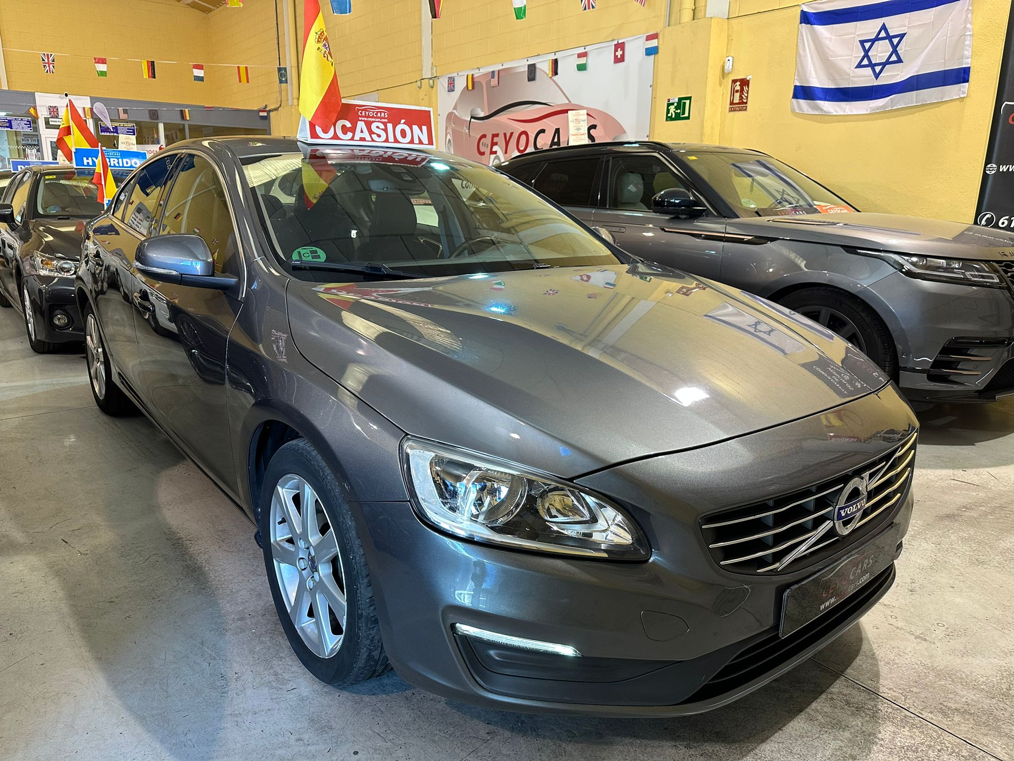 Volvo S60 D4 MOMENTUM