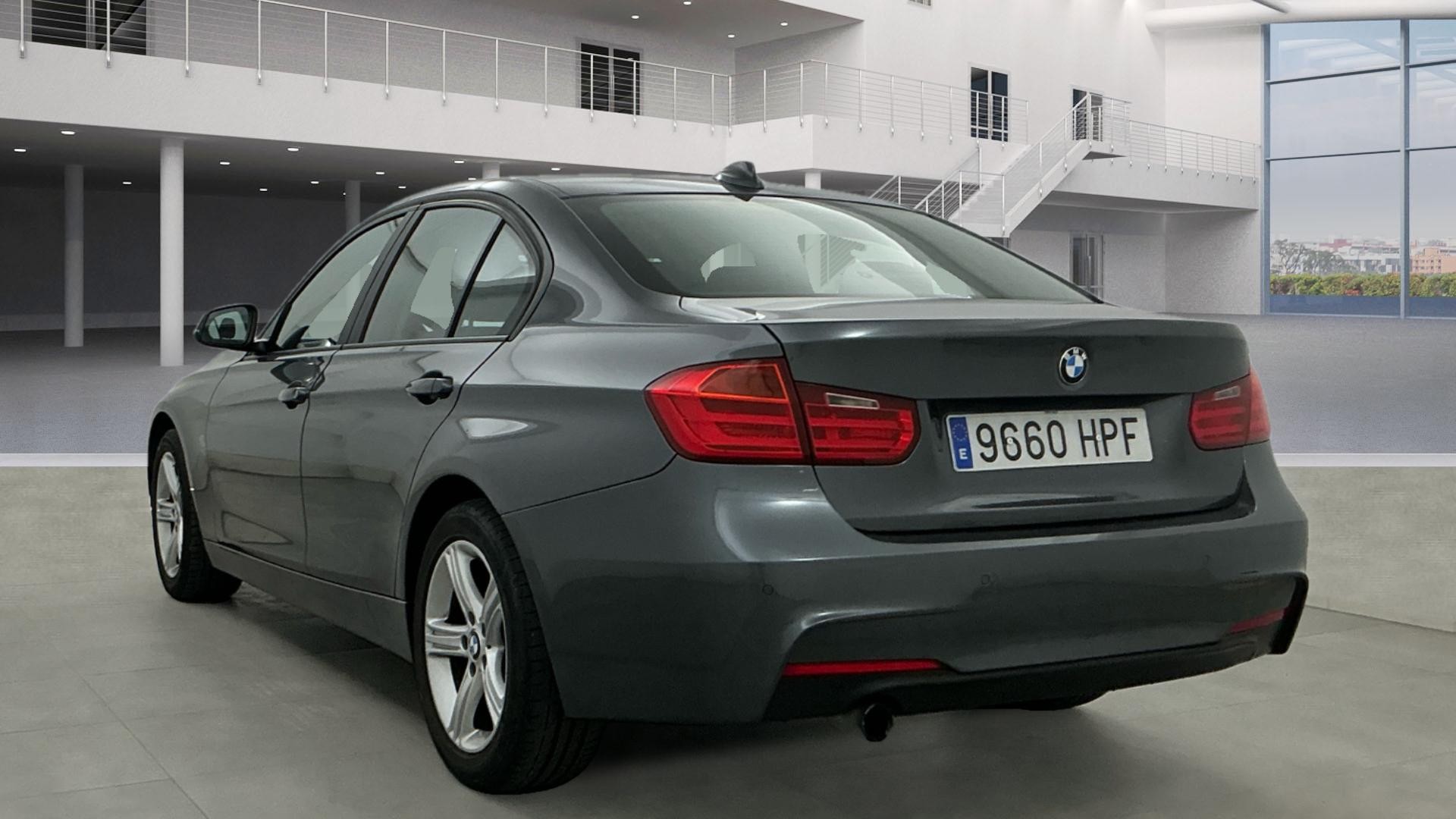 BMW Serie 3 f30 318D ESSENTIAL EDITION