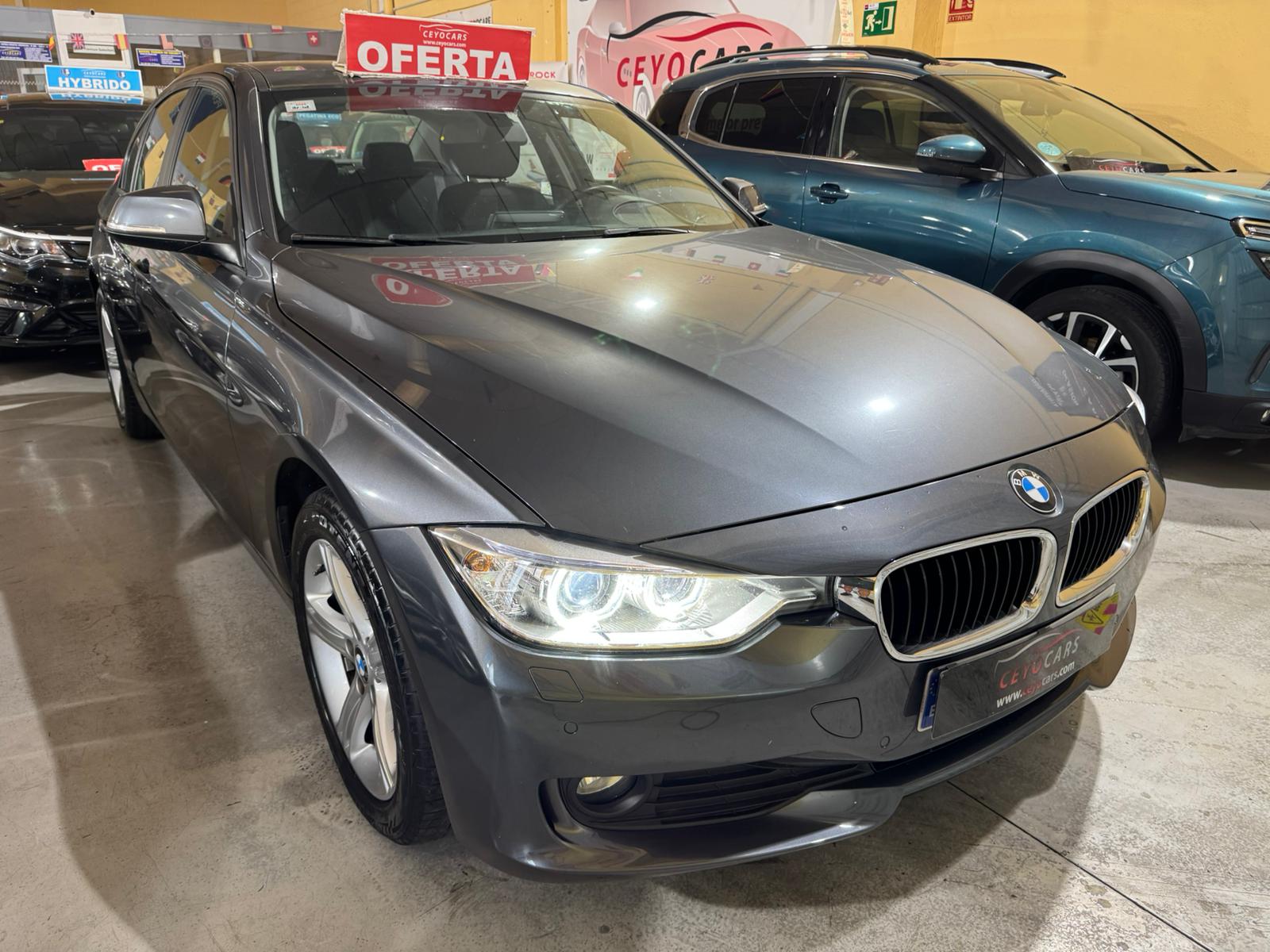 BMW Serie 3 f30 318D ESSENTIAL EDITION