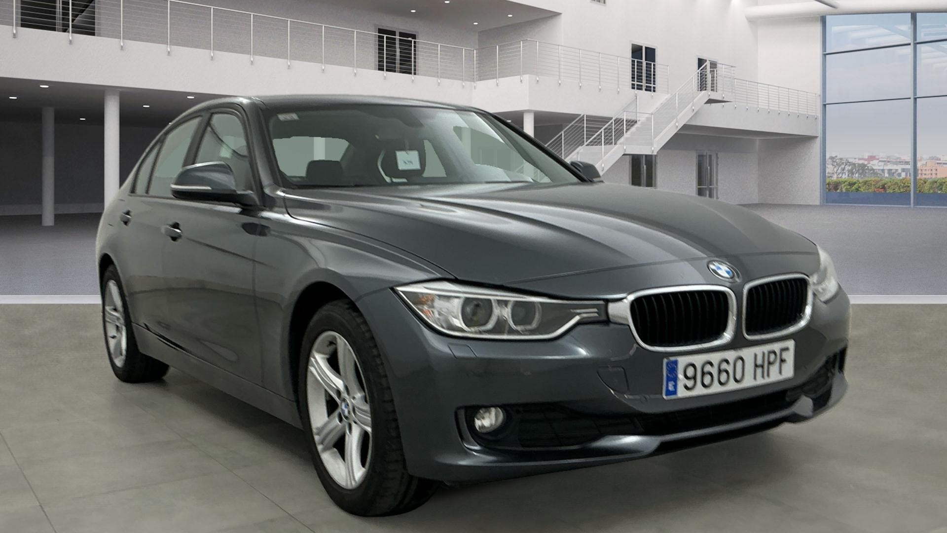 BMW Serie 3 f30 318D ESSENTIAL EDITION