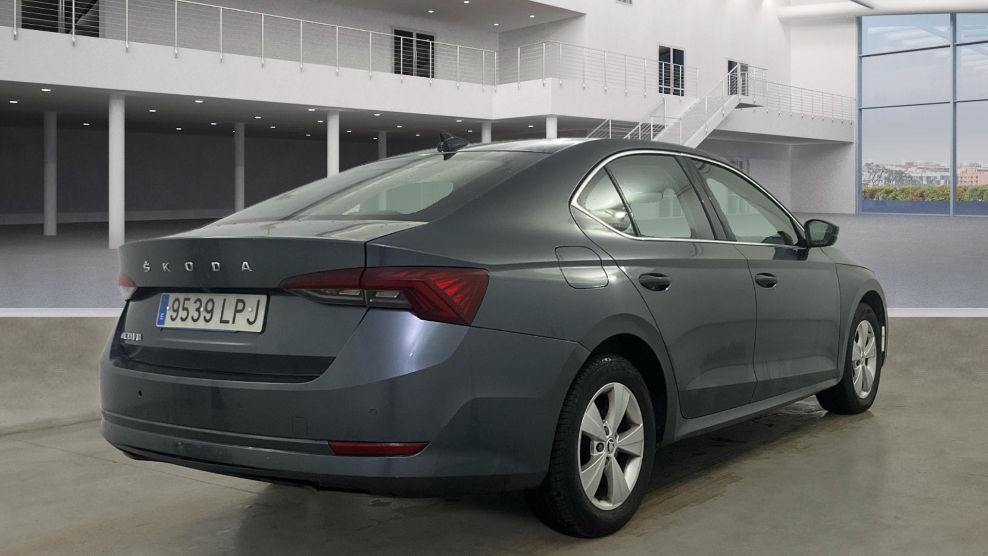 SKODA OCTAVIA 2.0TDI AMBITION DSG 150CV