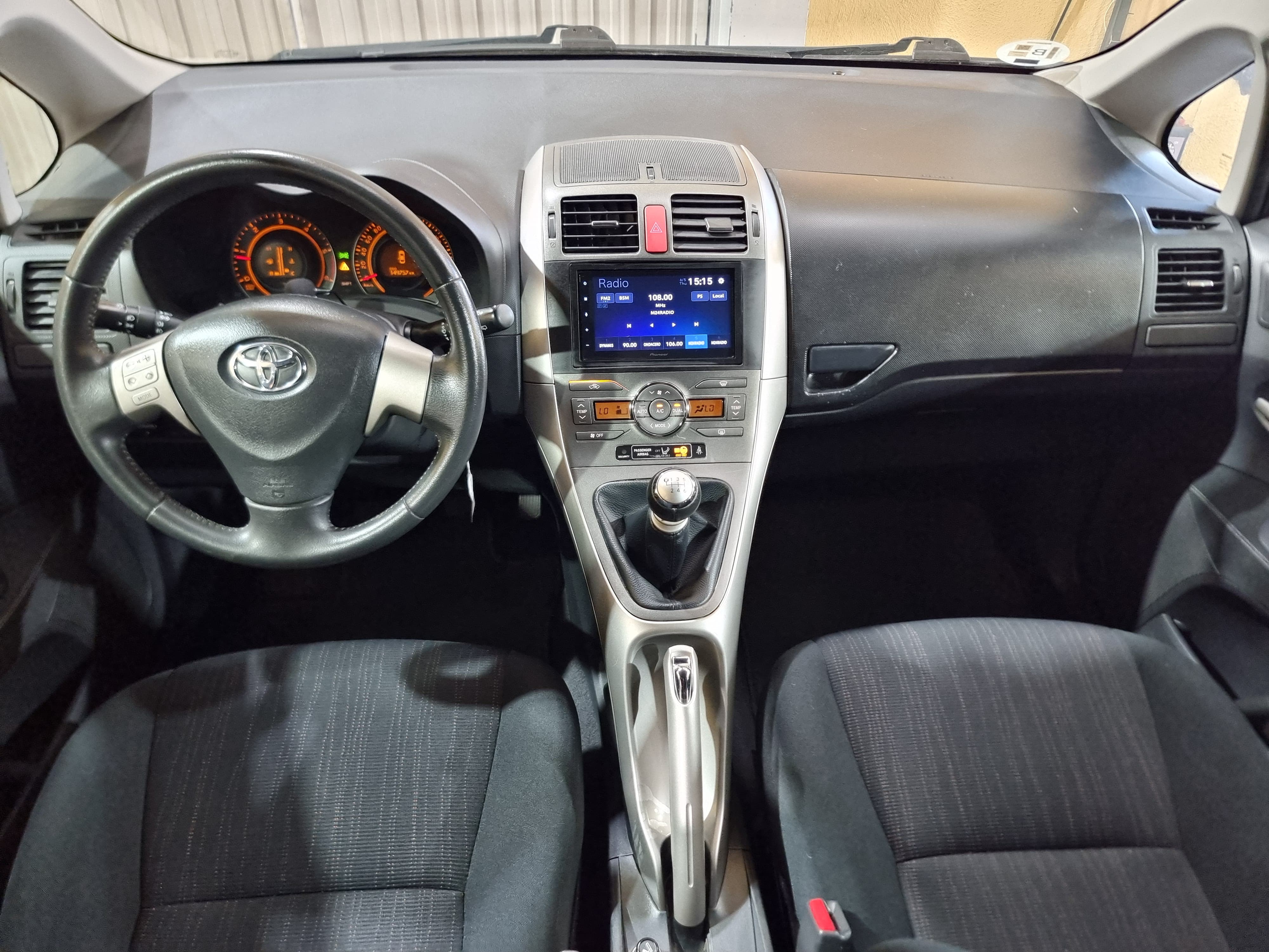 Toyota Auris 1.4D-4D 90 CV