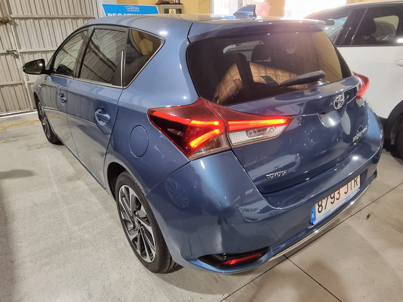Toyota Auris HYBRID 140H ACTIVE 136 CV
