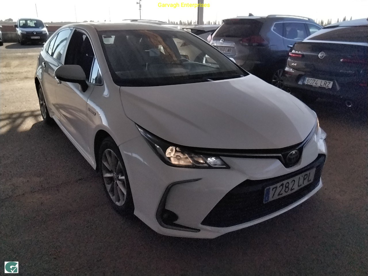 Toyota COROLLA SEDÁN 125H BUSINESS PLUS