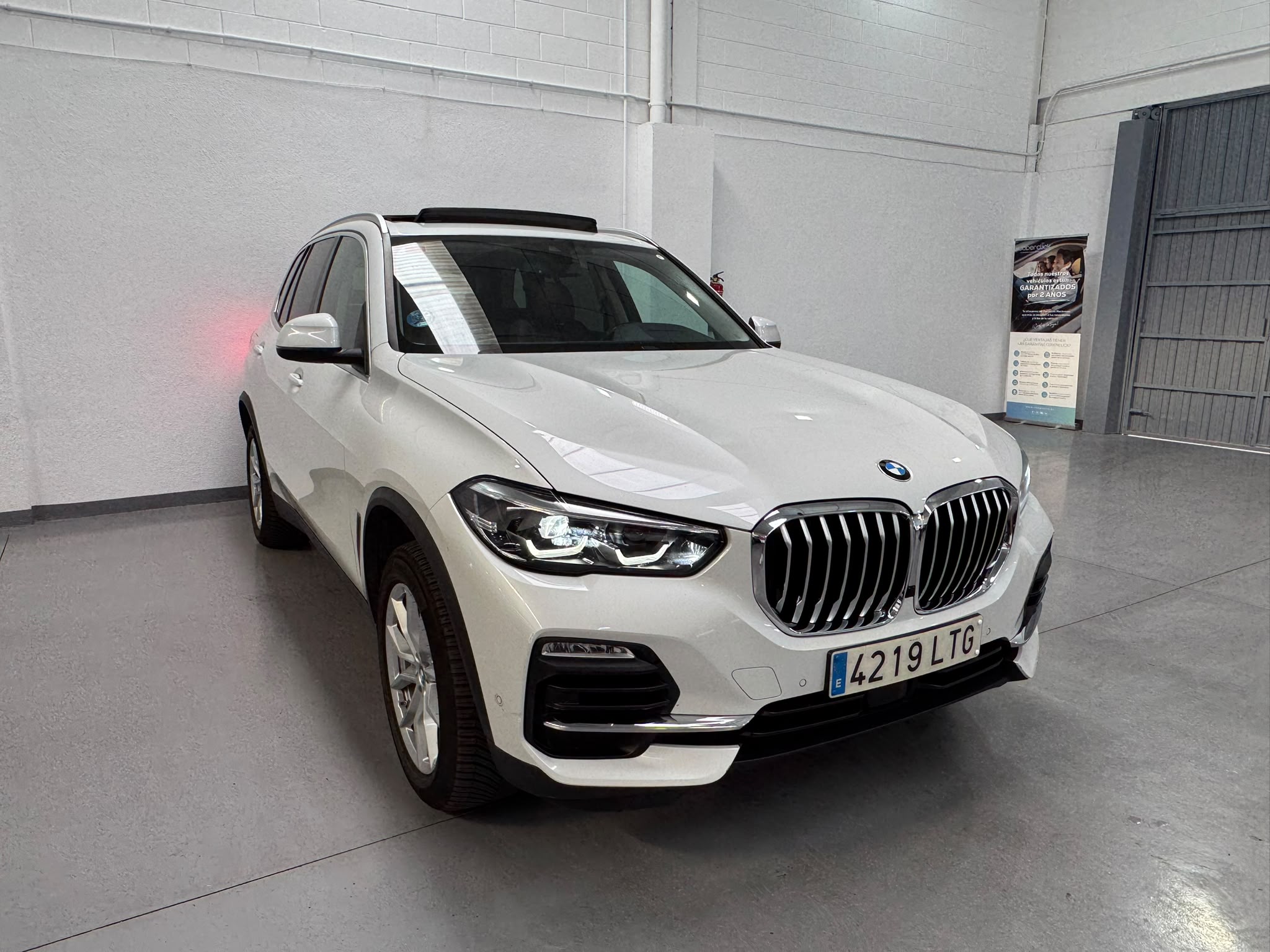 BMW X5  G05  X5 xDrive45e  HIBRIDO ENCHUFABLE ETIQUETA CERO